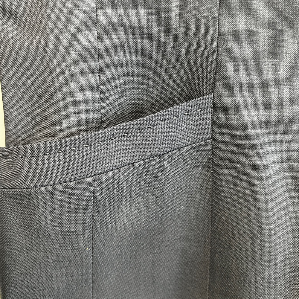 Elie Tahari Midnight Blue Blazer - Picture 2 of 5